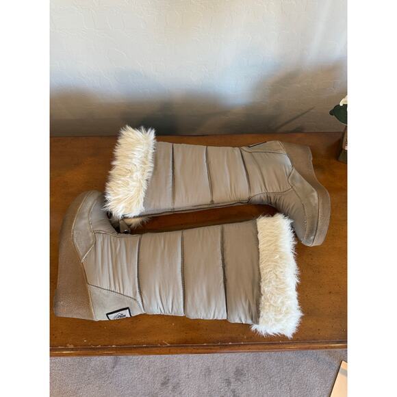Juicy Couture Vintage Fur Trim Snow Boots Taupe 10 - Picture 6 of 10